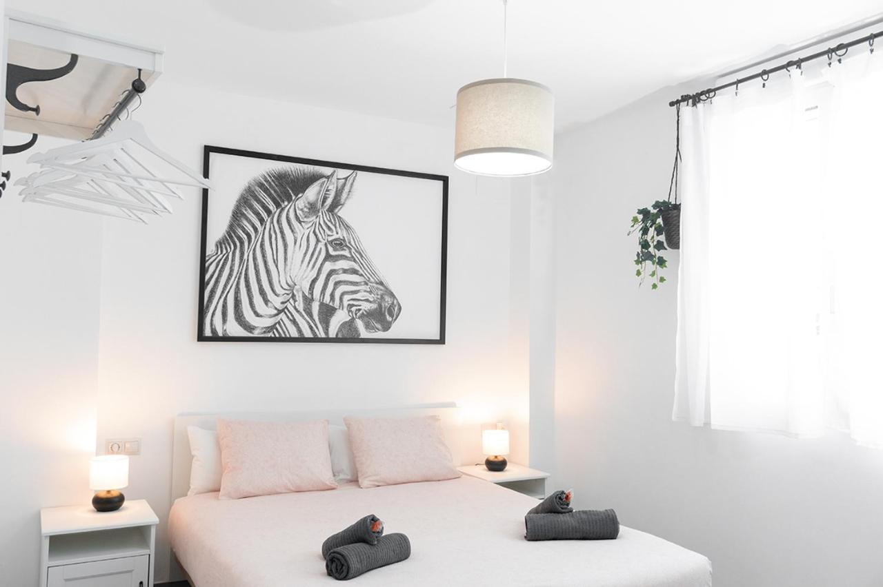 Apt. Old Town Apartment Seville Luaran gambar